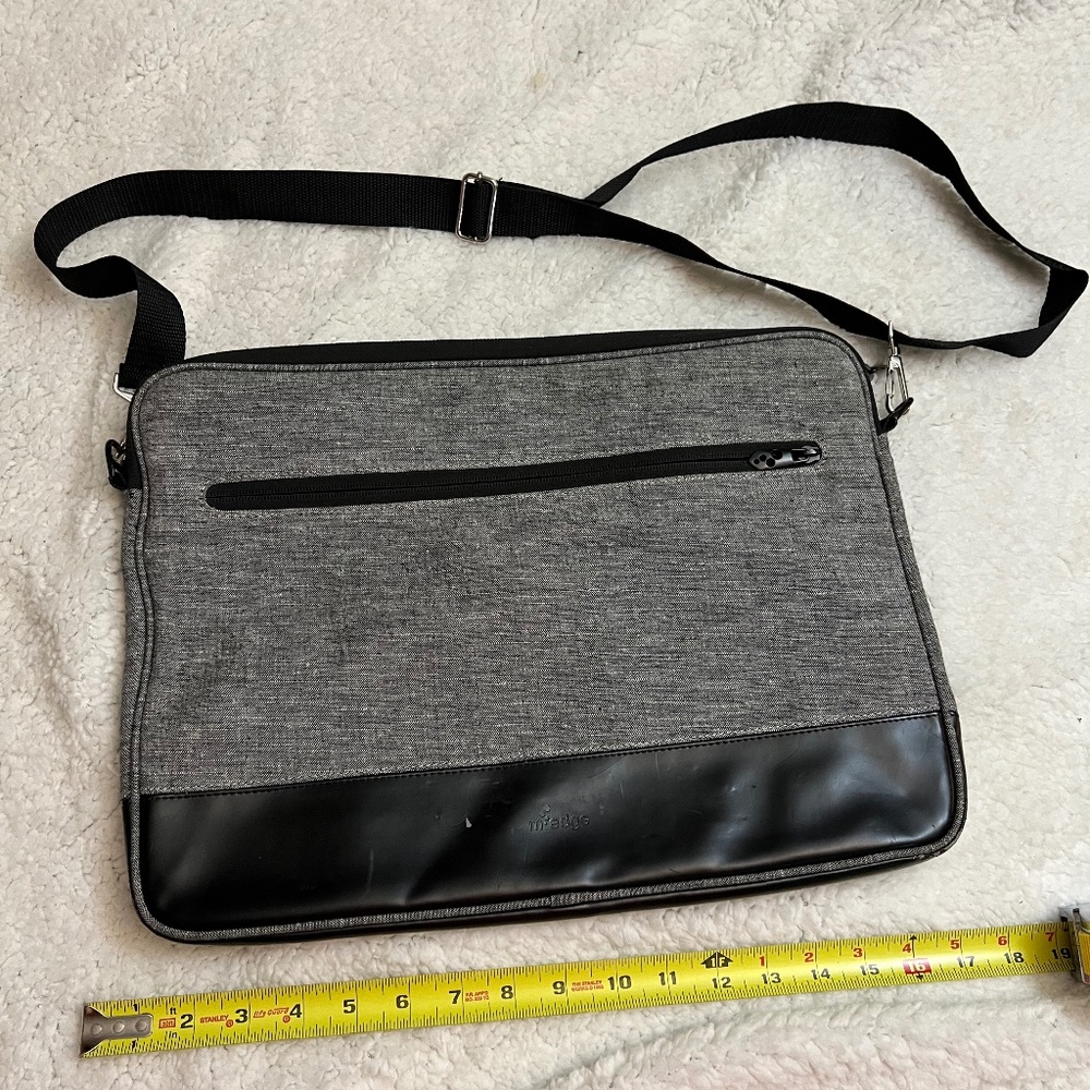Laptop bag